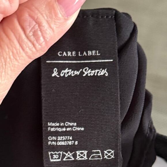 & OTHER STORIES Midi Ruffle Tie Button Front Viscose Ditsy Floral Dress 4 Black - Picture 5 of 6